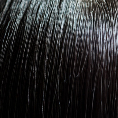 Healthy Scalp Banner: Revitalize your scalp with deep hydration and nutrients for stronger, healthier hair.